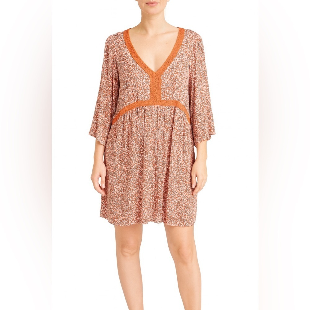 IN EVERY STORY Coral Ditsy Floral Print Tunic V-Neck Lace Trim 3/4 Sleeves 3X